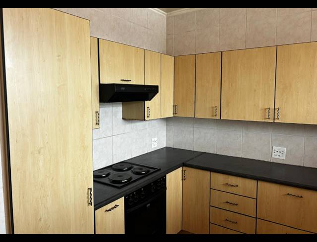 2 BEDROOM APARTMENT FOR SALE IN ALBERTON NORTH